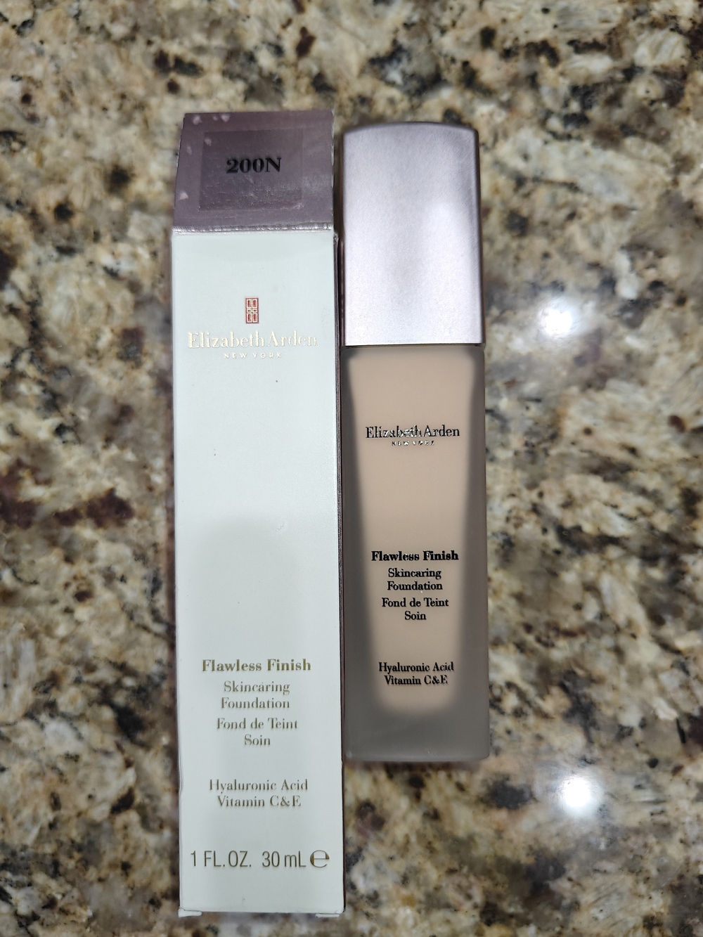 Elizabeth Arden Flawless Finish Foundation - 200N